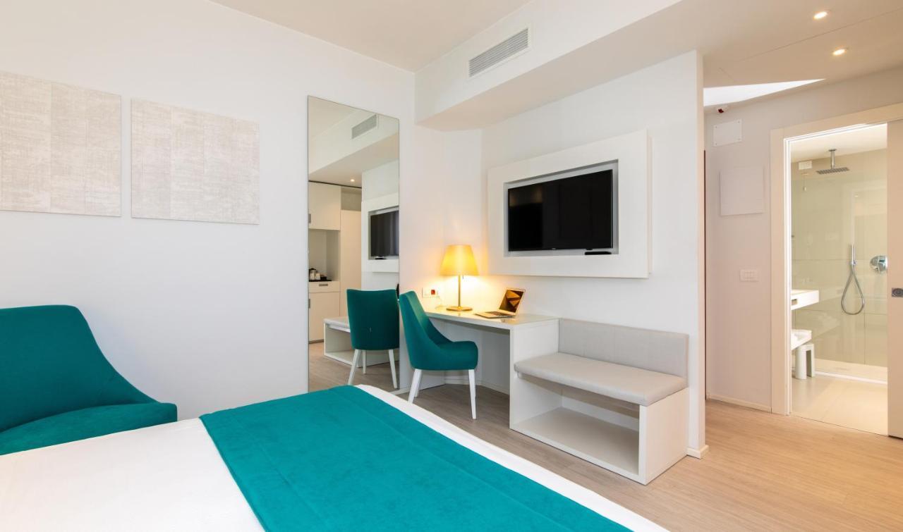 Hotel Imperia Lido di Jesolo Buitenkant foto
